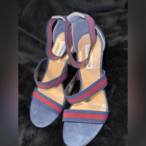 Steve Madden Blue and Red Heeled Sandals - Picture 5 of 14